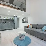 District 6th Sense Apartmán
